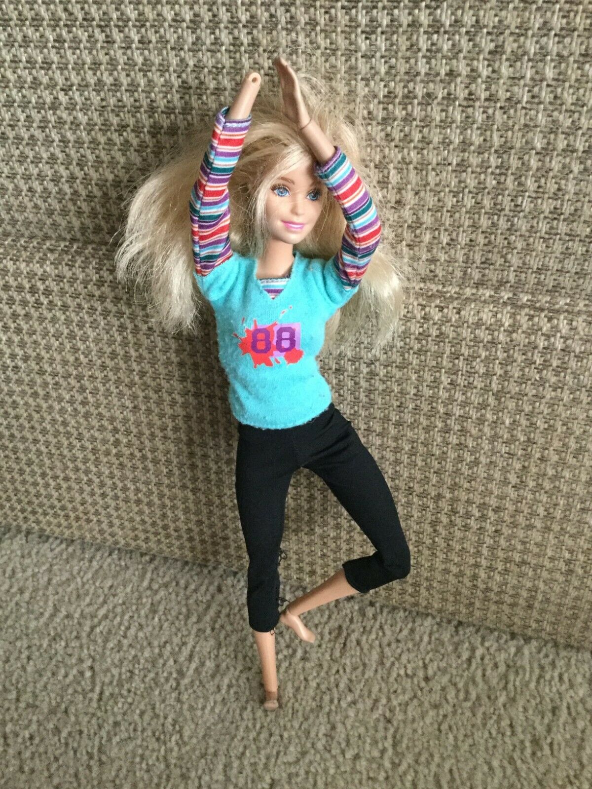 2015 Mattel Barbie MADE TO MOVE Yoga #DHL82 Barbie Doll Blonde in Yoga Pants